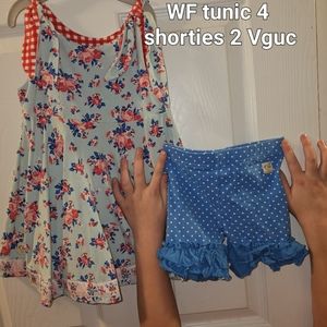Wildflowers clothing size 2/4 outfit